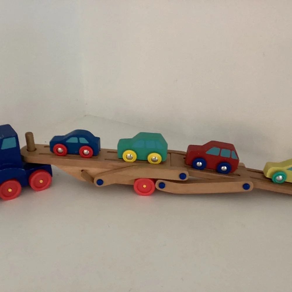 Melissa & Doug Car Carrier Truck and Cars Wooden Toy Set With 1 Truck and 4 Cars